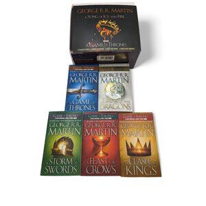 George R. R. Martin's A Game of Thrones 5-Book Boxed Set (Song of Ice and Fire)